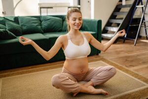 pregnant yoga pose